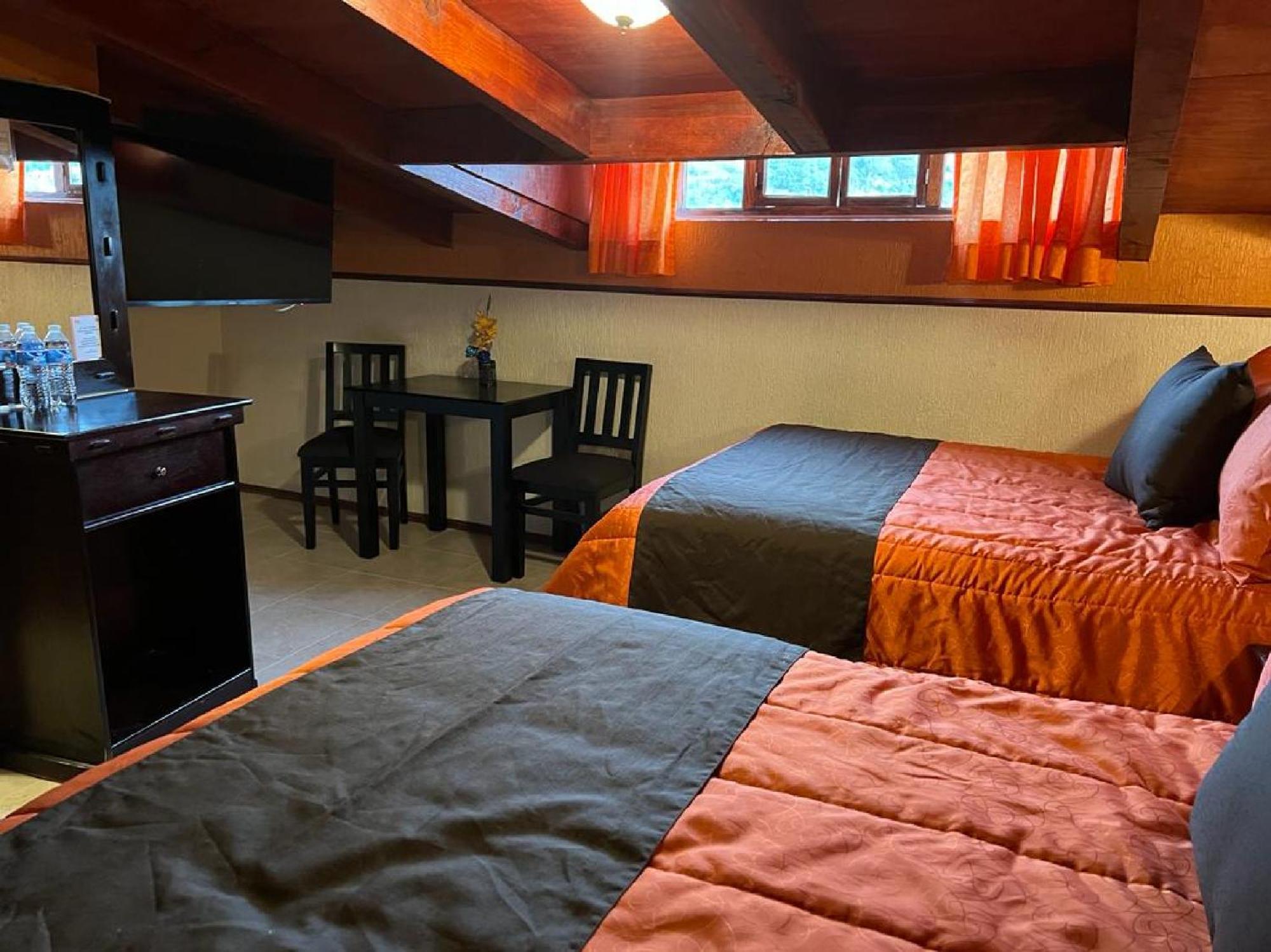 Hotel Paraiso Real Plus Mineral del Monte Kültér fotó